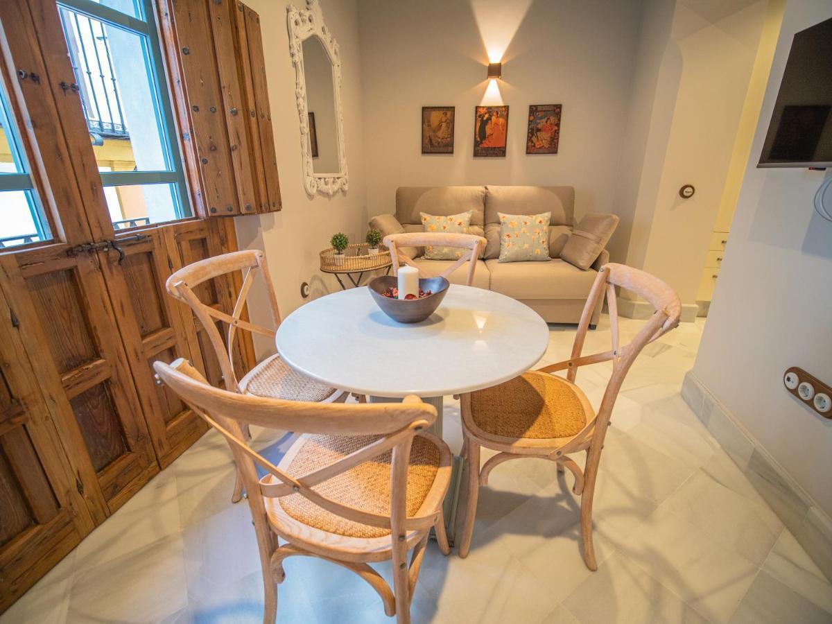 Casas De Sevilla - Apartamentos Vidrio 7 المظهر الخارجي الصورة